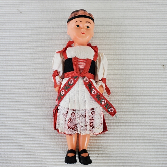 8 Czech Folklore Boy Girl Dolls 1950s 4"-12" Folk Czechoslovakian Ethnic Dress - Picture 4 of 16